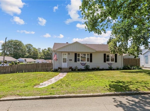 50 Earl Street, West Warwick, RI 02893
