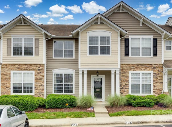 228 Dawn Mist Lane, Fort Mill, SC 29708