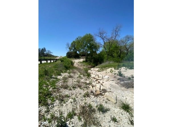 7631 Woodstream Road, Midlothian, TX 76065
