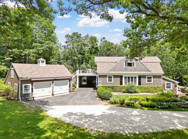 34 Harbor Drive, Pocasset, MA 02559