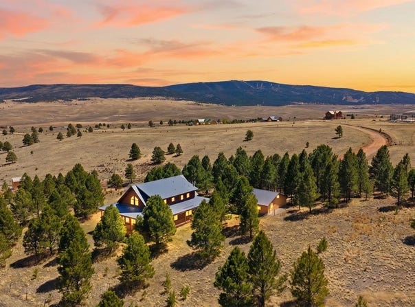 10 N Touch Me Not, Angel Fire, NM 87710