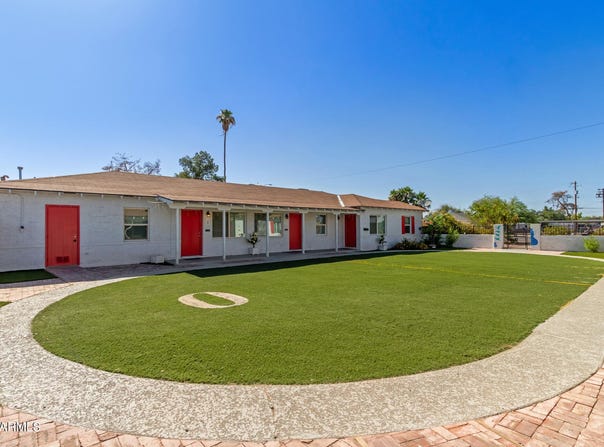 1611 W OSBORN Road, Phoenix, AZ 85015