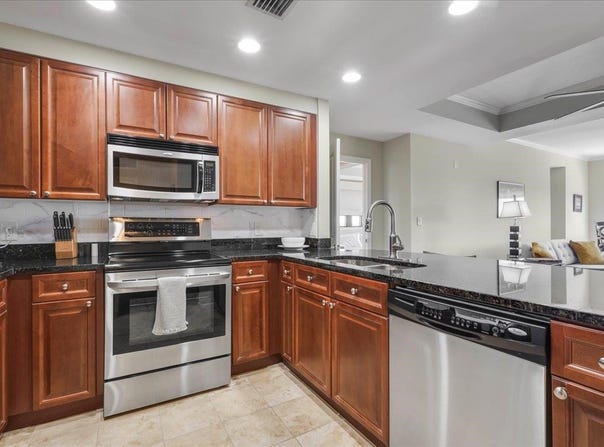 121 N Monroe Unit 8010 Street, Tallahassee, FL 32301
