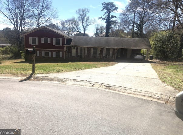 6155 Navaho, Morrow, GA 30260