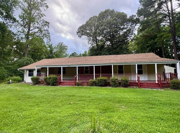2228 Kings Highway, Suffolk, VA 23435