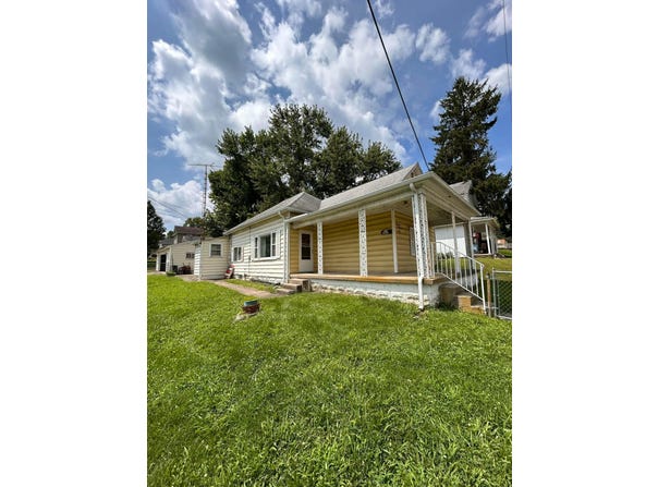 1400 Cedar Hill Road, Lancaster, OH 43130