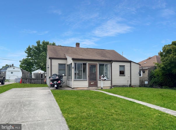 1708 RITA, BALTIMORE, MD 21222
