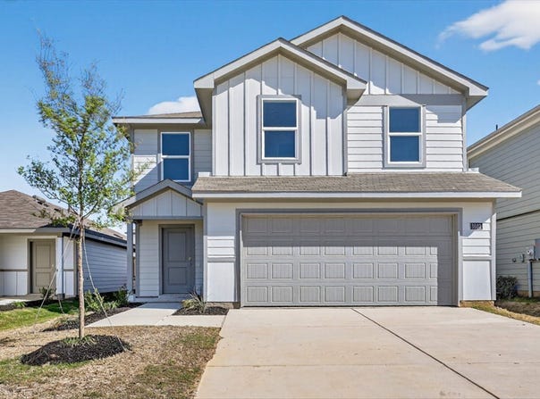 107 MACH Way, Mineral Wells, TX 76067