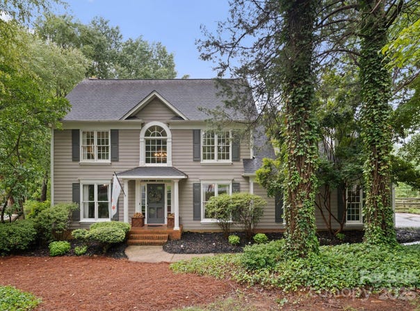 2509 Honey Creek Lane, Matthews, NC 28105
