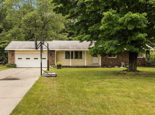 8113 Cherry, Cadillac, MI 49601