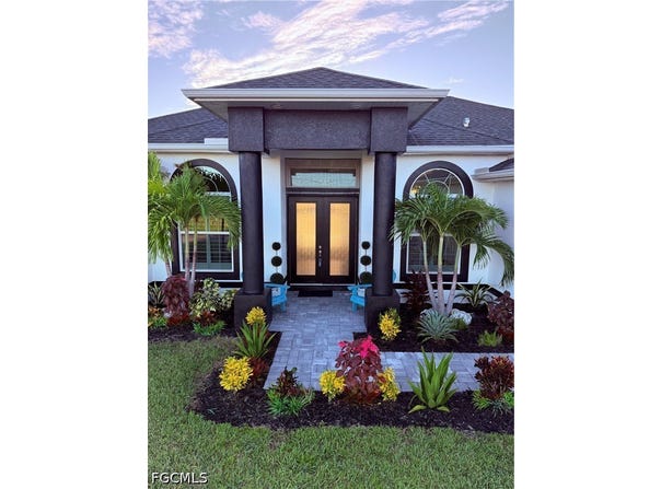 1225 NW 33rd Avenue, Cape Coral, FL 33993