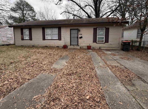 2004 W 28th Avenue, Pine Bluff, AR 71603