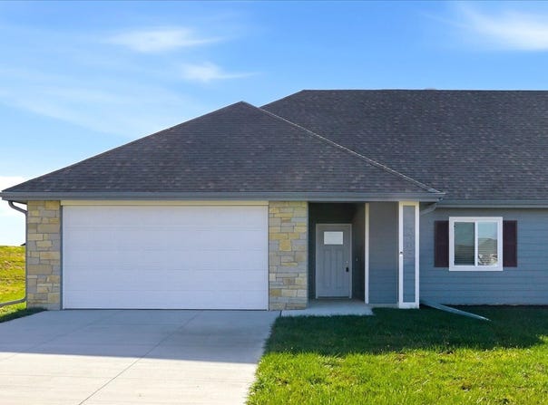 22957 Cayuse St, Glenwood, IA 51534