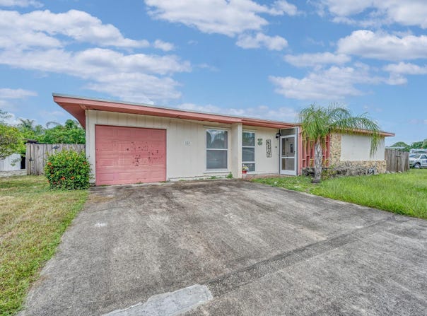 159 NE Lobster Road, Port Saint Lucie, FL 34983