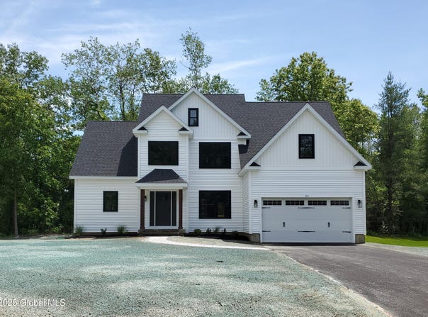 64 Spice Mill Boulevard, Halfmoon, NY 12065