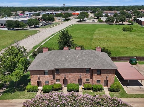7307 Kingswood Circle, Fort Worth, TX 76133