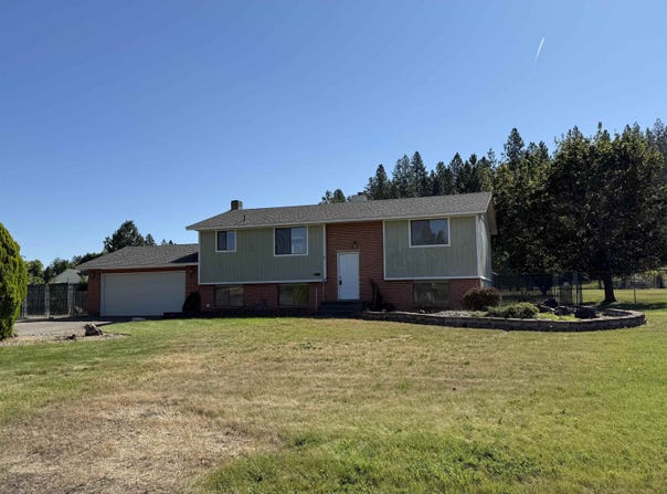 1217 S Shamrock St, Veradale, WA 99037