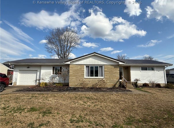 2808 Meadowbrook Drive, Point Pleasant, WV 25550