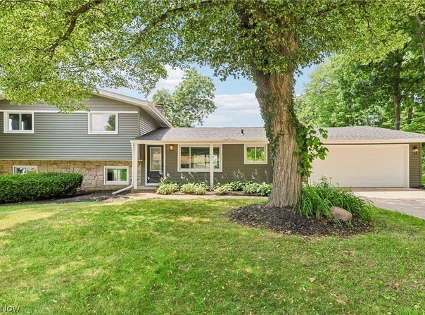 3312 Bancroft Road, Fairlawn, OH 44333