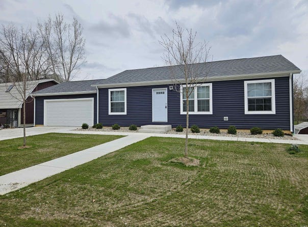 3650 S Shirey Drive, Mentone, IN 46539