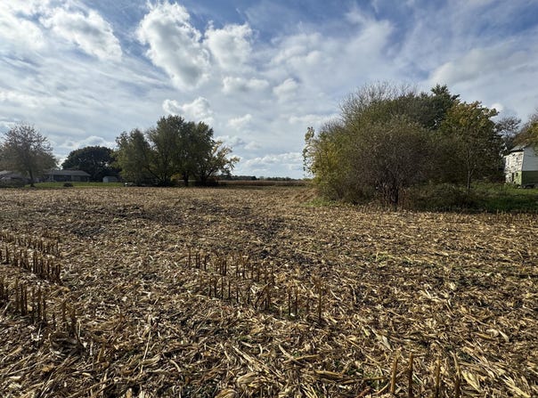 Lt2 Leo Ln, Big Bend, WI 53103