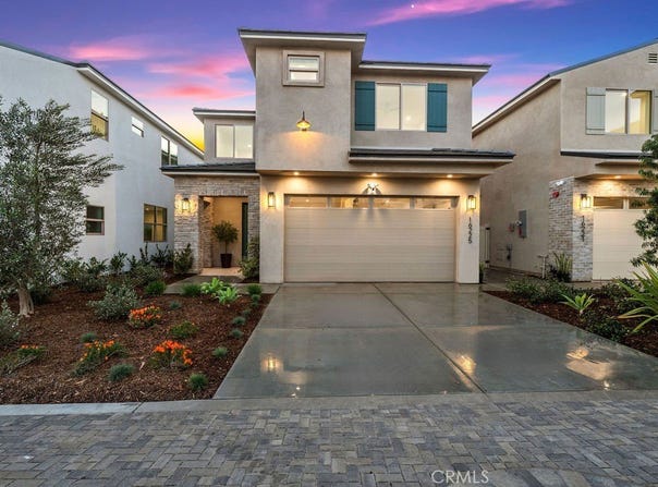 16225 Orizaba Avenue, Paramount, CA 90723