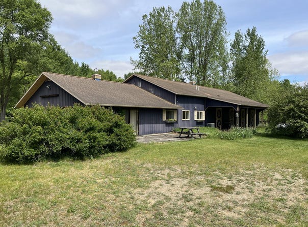 789 7th Street, Plainwell, MI 49080