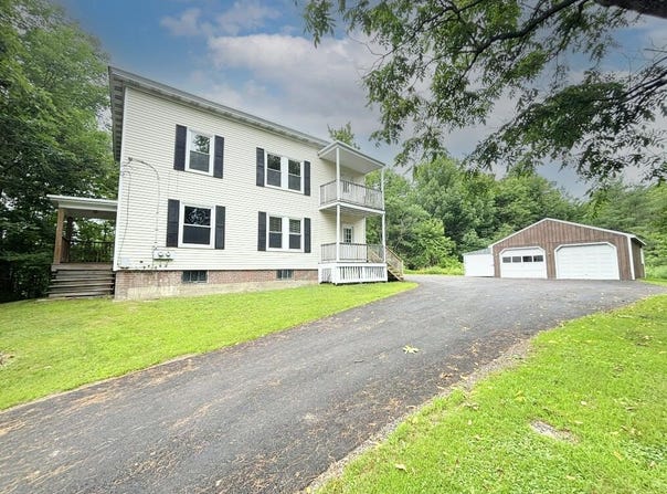 584 Pleasant Street, Lewiston, ME 04240