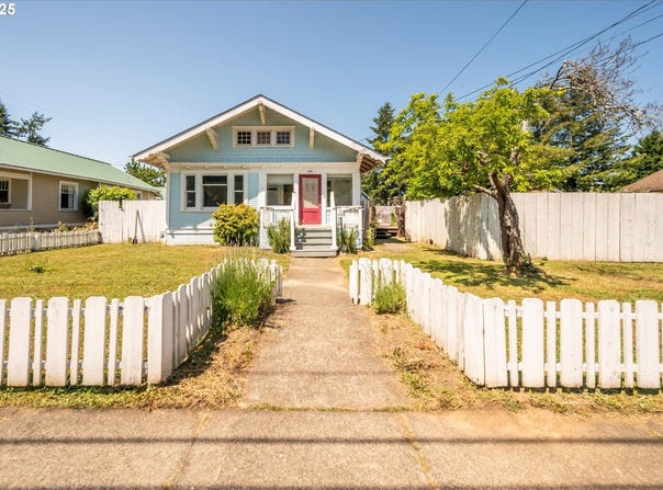 470 W 4TH ST, Coquille, OR 97423