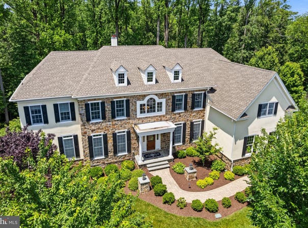 3917 WOODLAND DRIVE, NEWTOWN SQUARE, PA 19073
