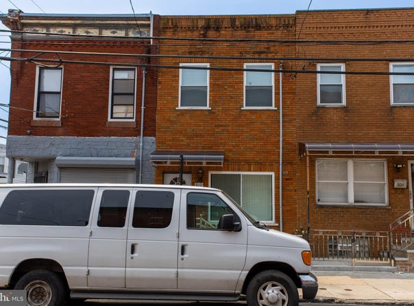 802 W RITNER STREET, PHILADELPHIA, PA 19148