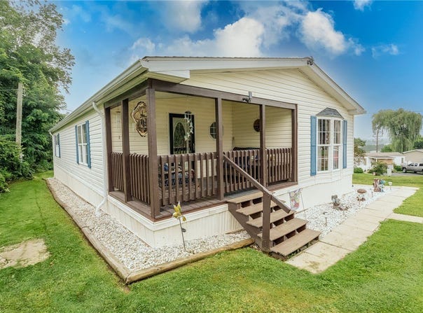 626 Park Ln, Bullskin Twp, PA 15666