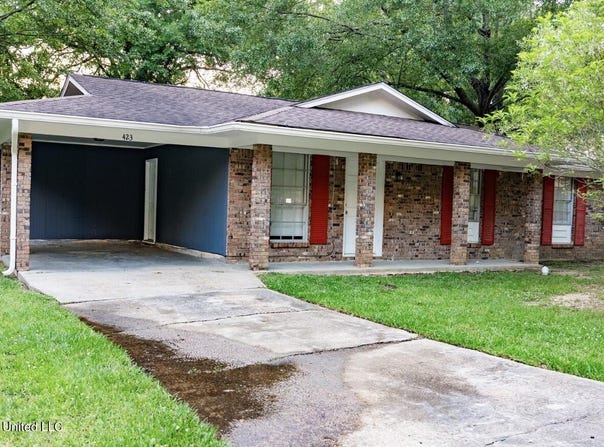 423 Toni Lane, Pearl, MS 39208