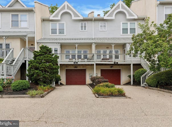 123 BARLEY SHEAF DRIVE, NORRISTOWN, PA 19403