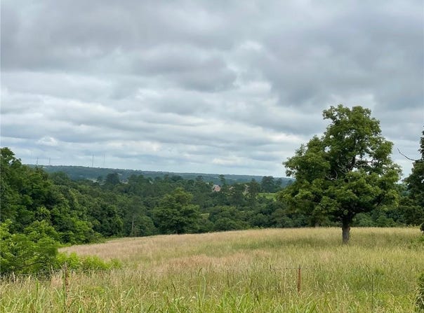 16.7 AC Turkey Ridge  CT, Pineville, MO 64854