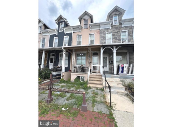 541 SPRING Street, READING, PA 19601