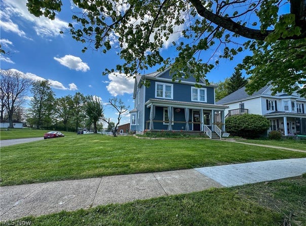 166 S Ohio Street, Cadiz, OH 43907