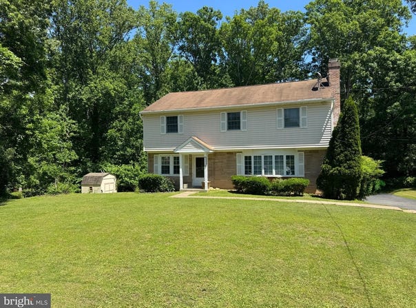 3901 GLENBROOK RD, FAIRFAX, VA 22031