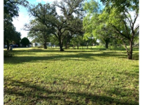 2908 Avenue D, Brownwood, TX 76801