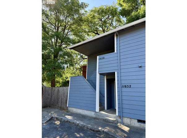 11658 SW IRON HORSE LN, Beaverton, OR 97008