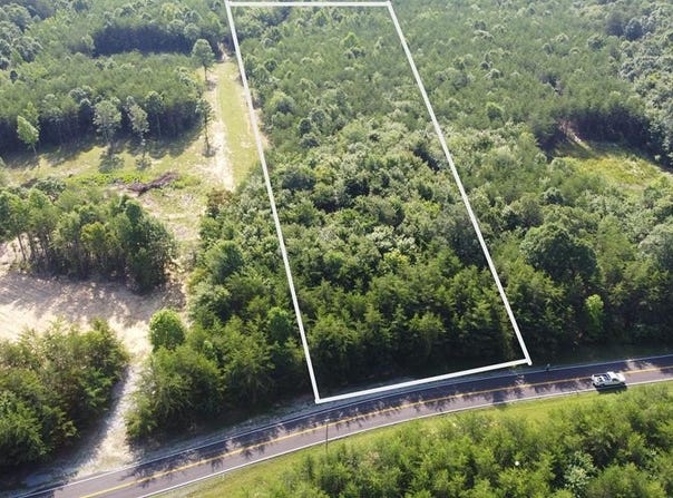 6 Grandview Bluff Rd, Spencer, TN 38585