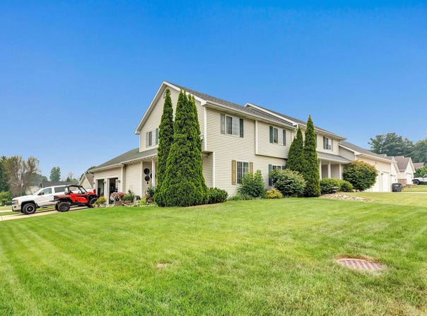 351 SALLY Street, SEYMOUR, WI 54165-2703
