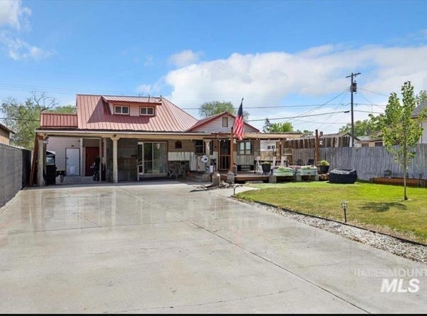320 14th Ave N, Buhl, ID 83316