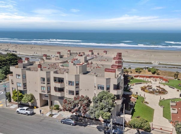875 La Playa Street, San Francisco, CA 94121