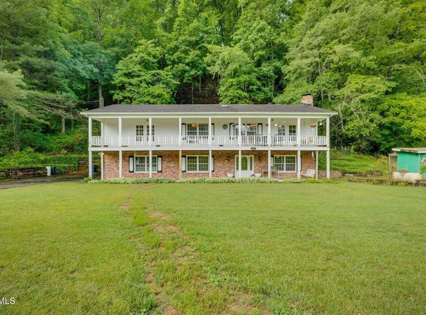 102 Hidden Valley Road, Bristol, TN 37620