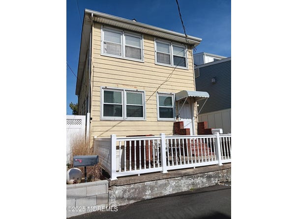 49 North Way, Sea Bright, NJ 07760