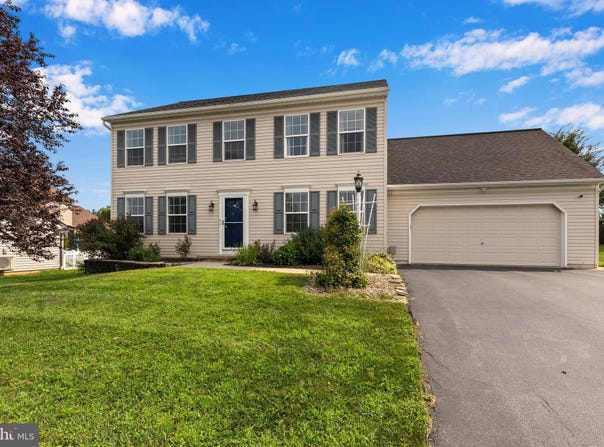 955 KOLES WAY, RED LION, PA 17356