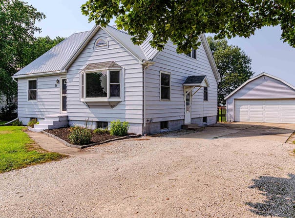 114 E State Route 116, Benson, IL 61516