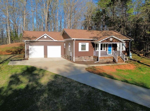 2561 Whitestone Road, Spartanburg, SC 29302