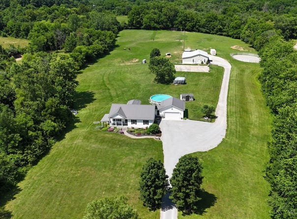 8024 Hightop Road, Hillsboro, OH 45133